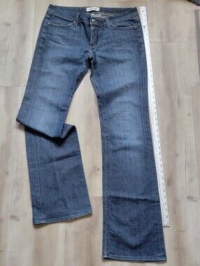 Classic Mid-Rise Straight-Leg Habitual Jeans in Dark Wash